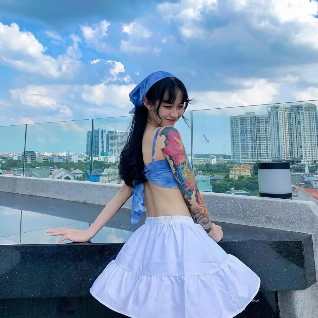 龙发威封面