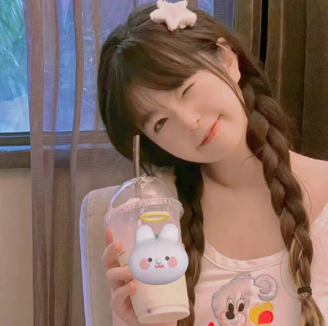 绿女神封面